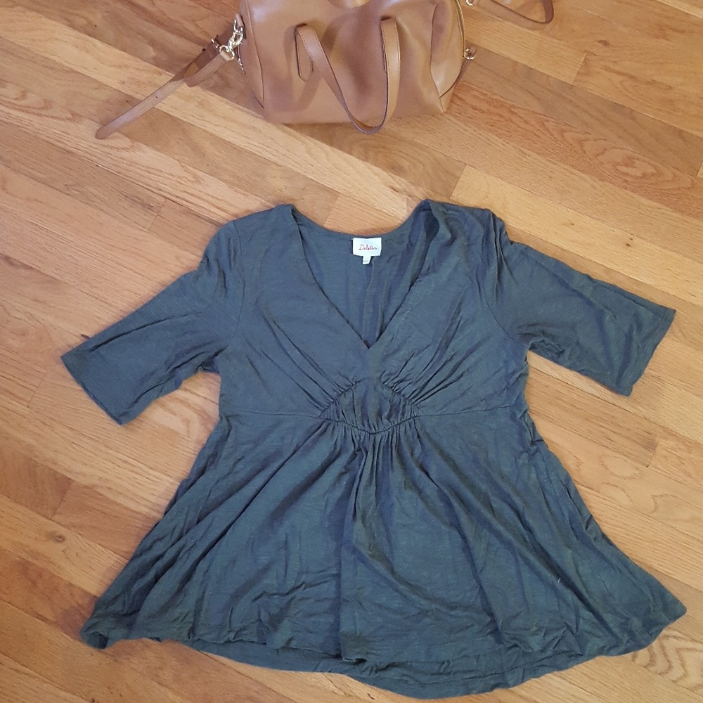 Anthro green tunic
